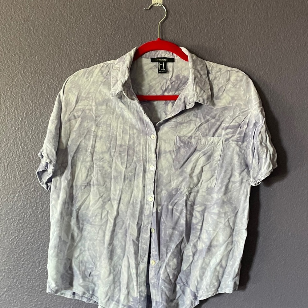 Forever 21 purple tie dyed shirt